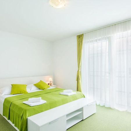 מילנה Bijaka Villas&Apartments מראה חיצוני תמונה