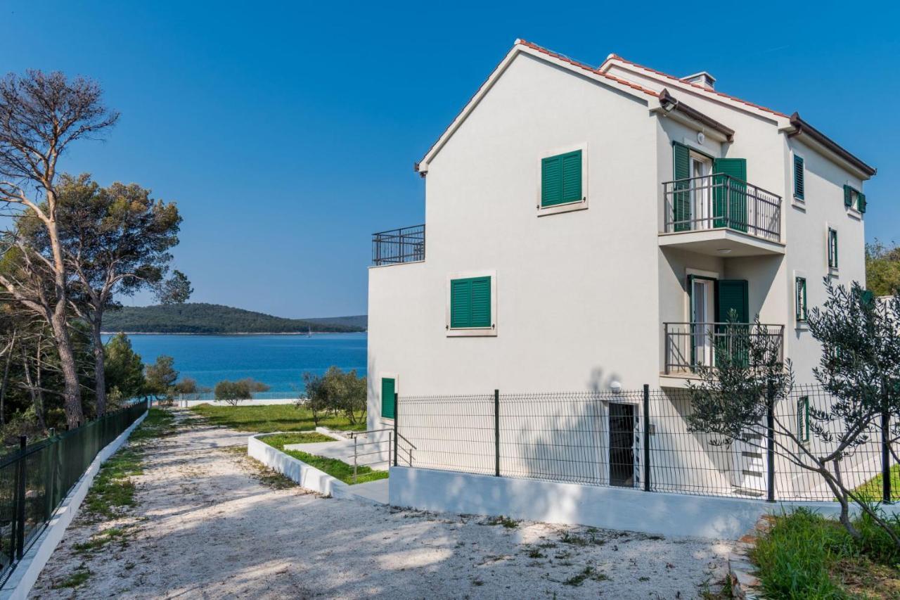 מילנה Bijaka Villas&Apartments מראה חיצוני תמונה