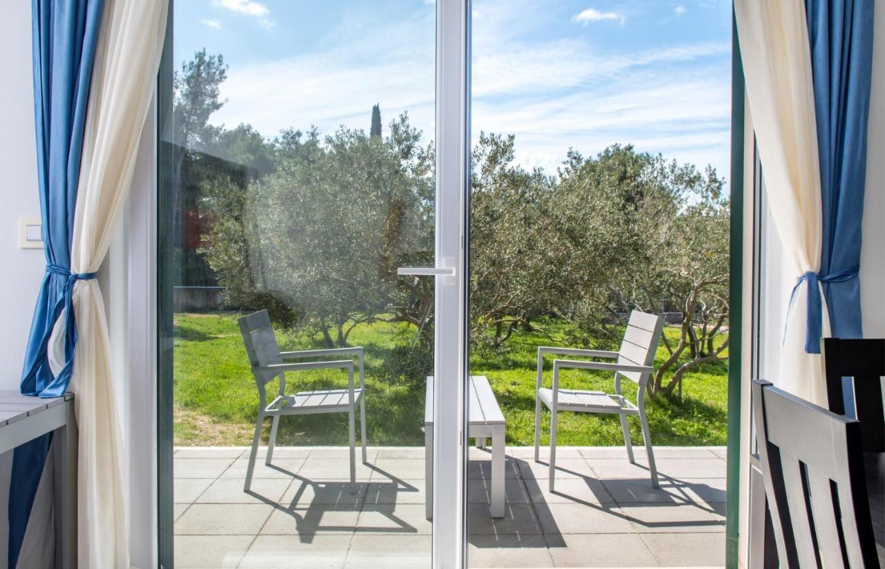 מילנה Bijaka Villas&Apartments מראה חיצוני תמונה